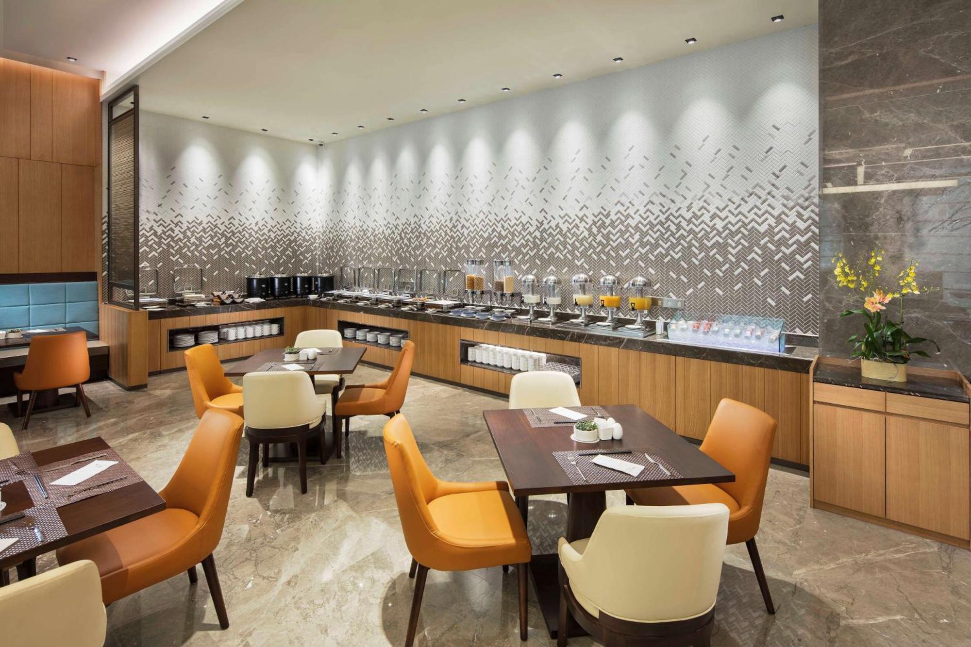 Hilton Garden Inn Shiyan Екстер'єр фото